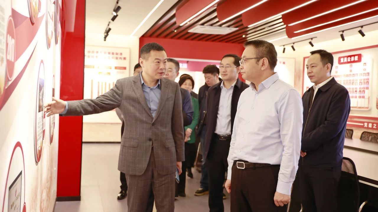 f90e7b3a36973fc624029d2f7d890d8c 巅峰国际官网-钻营健全,你我一路成长