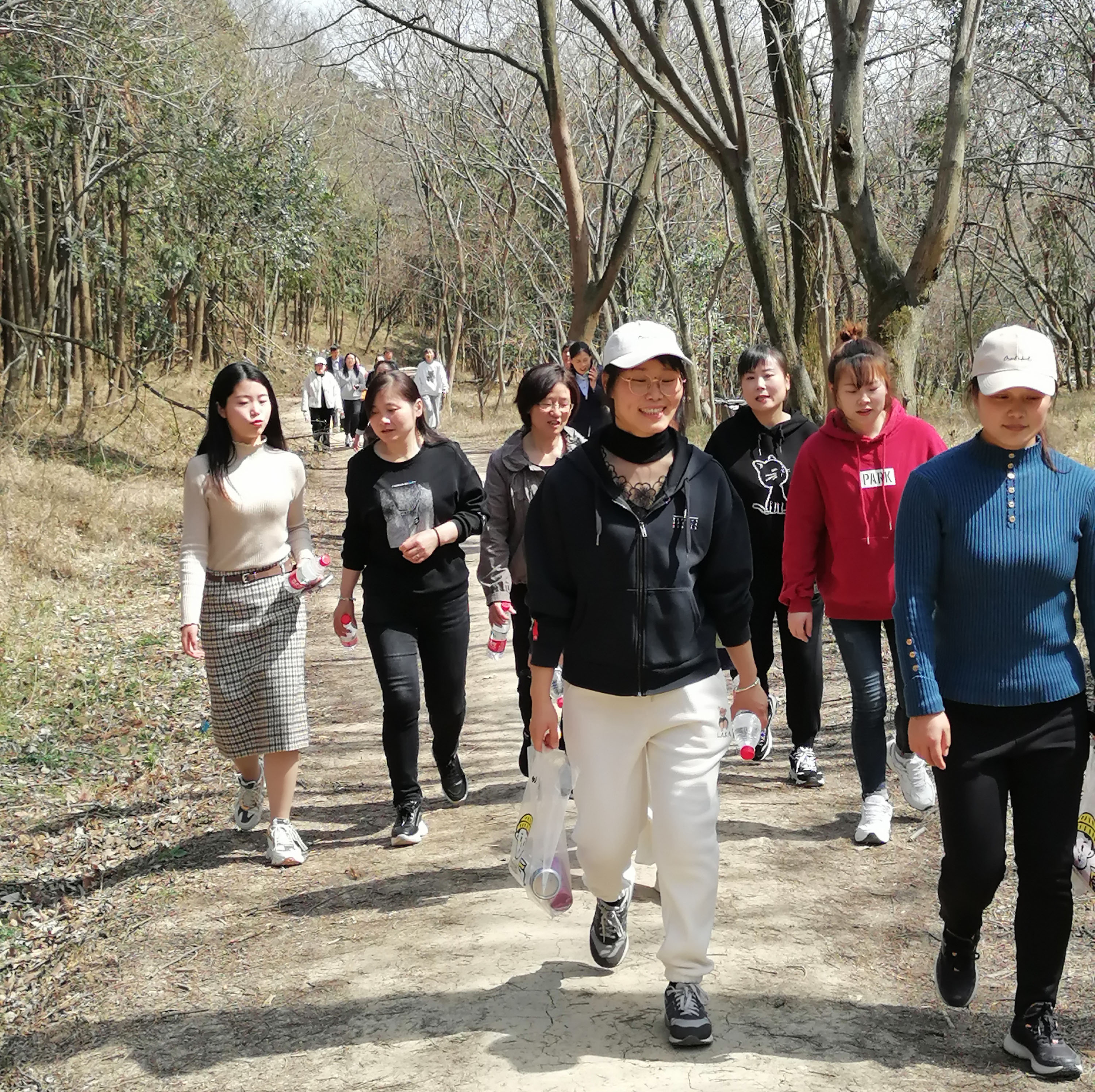 巅峰国际官网-钻营健全,你我一路成长